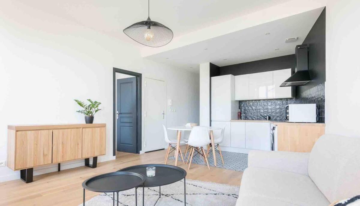 Appartement Neuf • Cosy Et Lumineux • 4 Personnes マルセイユ エクステリア 写真